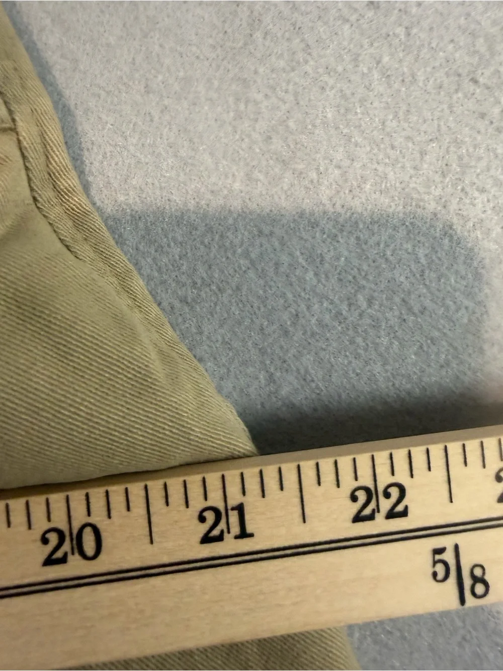 Banana Republic Men's Flat Front Shorts in Tan